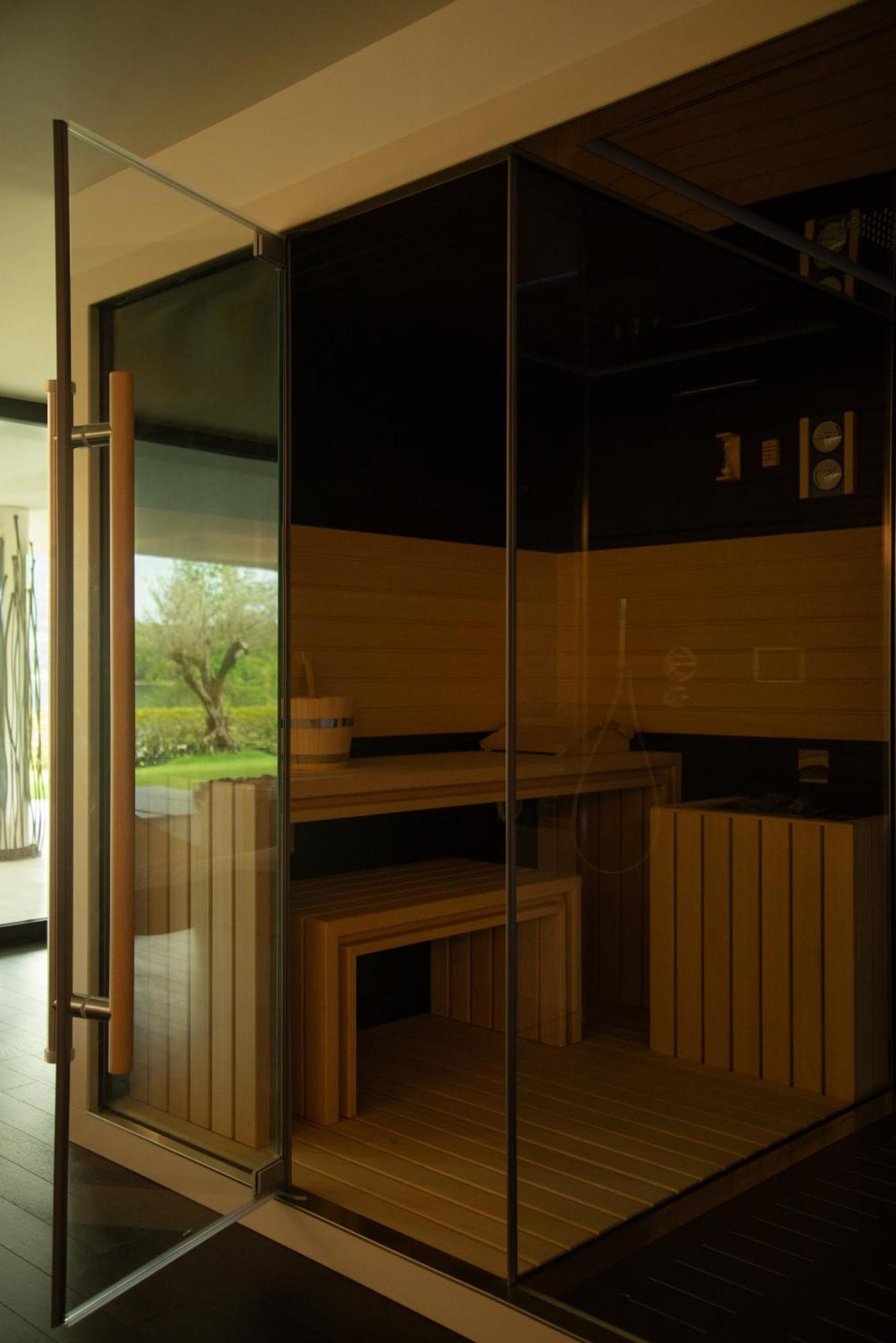 Bianca Relais, By R Collection Hotels Oggiono ภายนอก รูปภาพ